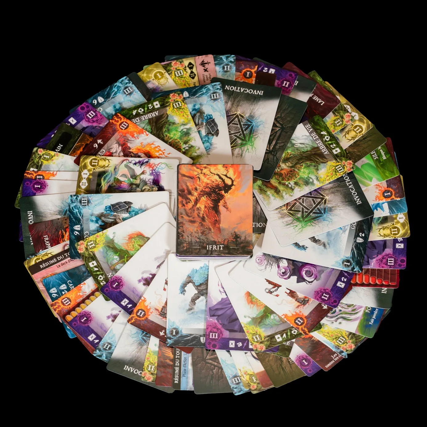 Les 222 cartes d'INVOCATIONS étalées en cercle